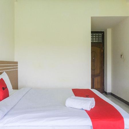 Reddoorz @ Tambolaka Sumba Hotel Lokokaki Екстериор снимка
