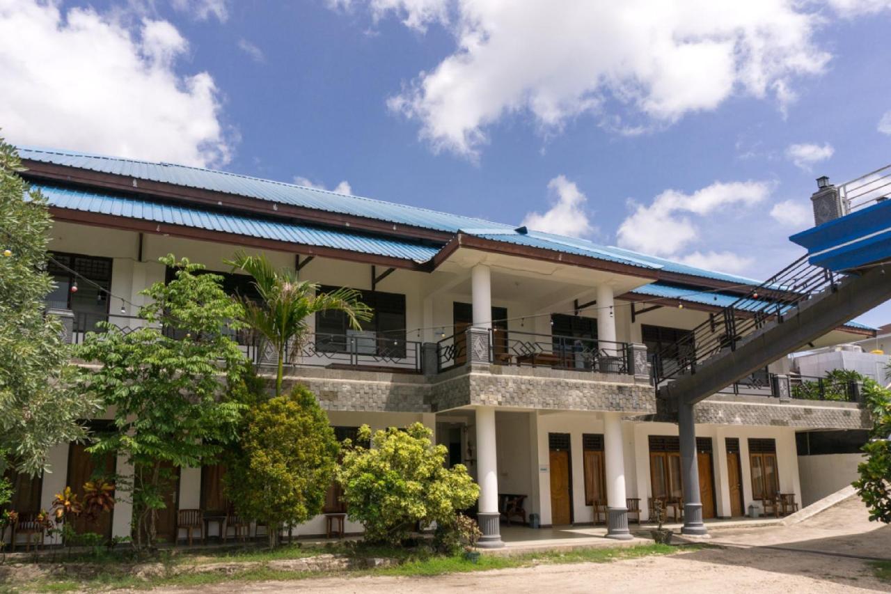 Reddoorz @ Tambolaka Sumba Hotel Lokokaki Екстериор снимка