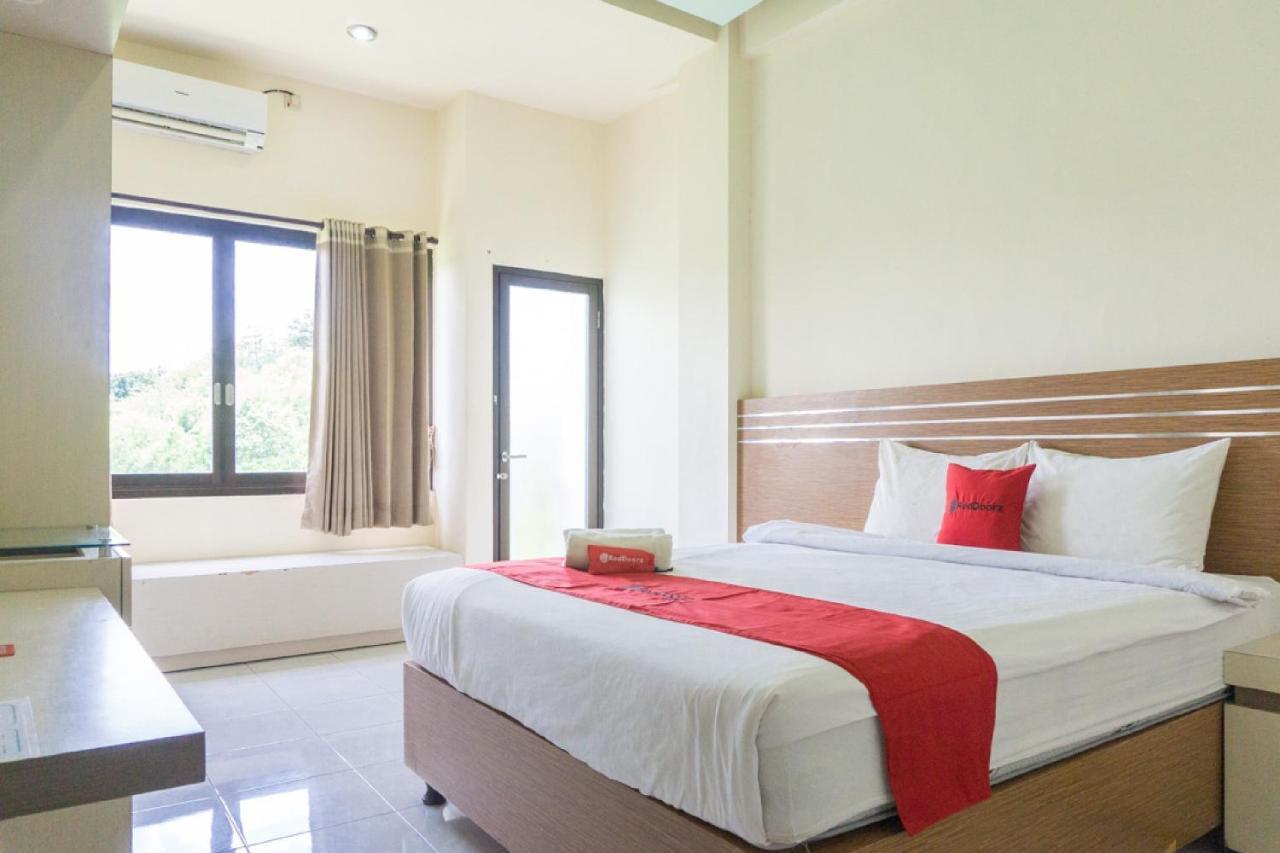 Reddoorz @ Tambolaka Sumba Hotel Lokokaki Екстериор снимка